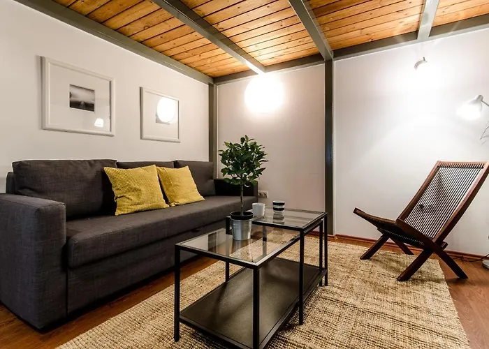 Apartment Weiner's Choice
