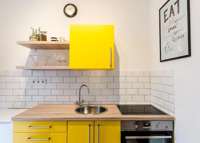 Weiner's Choice * Budapest